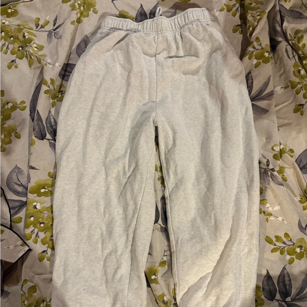 Twik Soft Cream Joggers